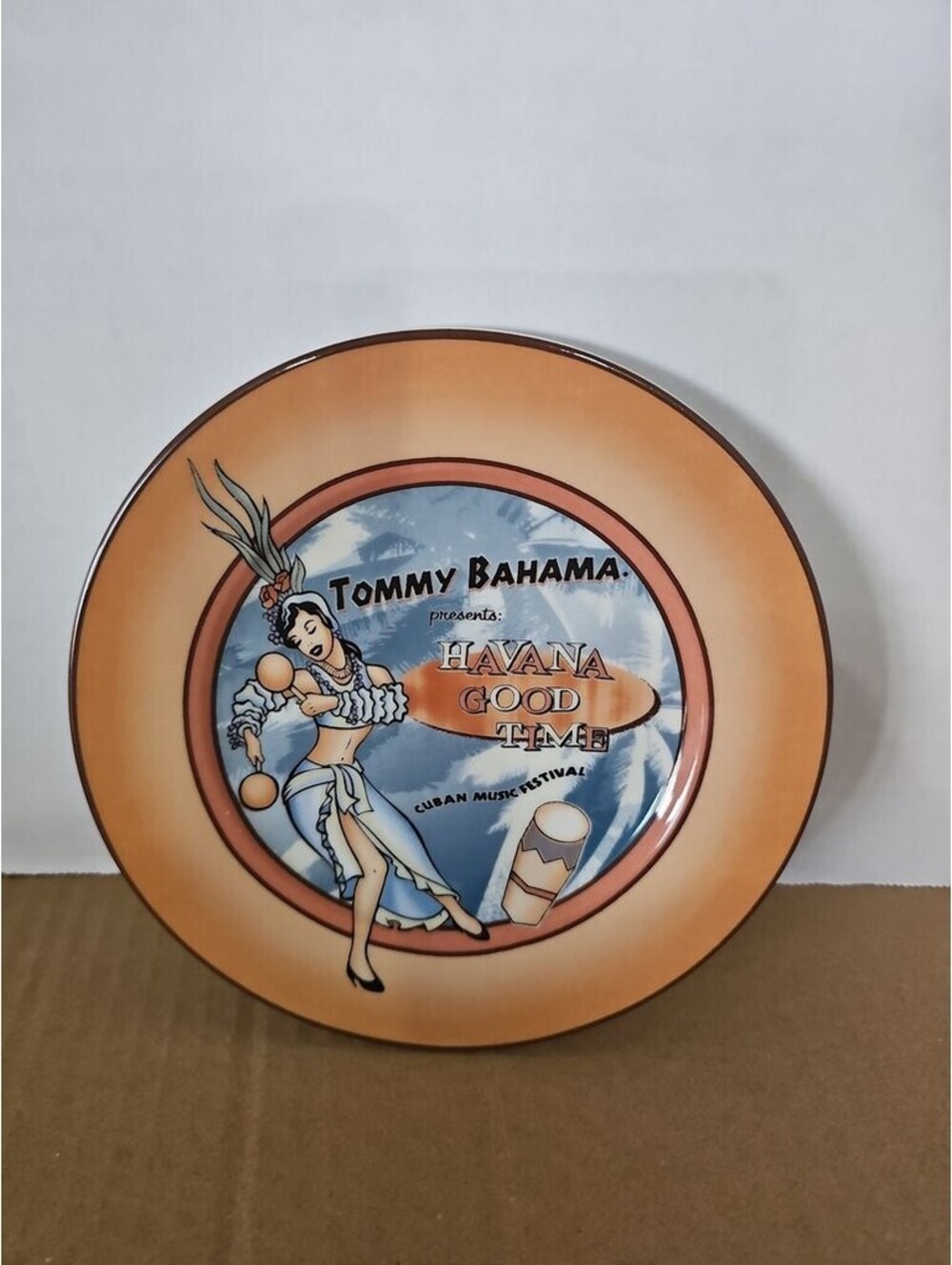 Tommy Bahama Havana Good Time Decorative Plate